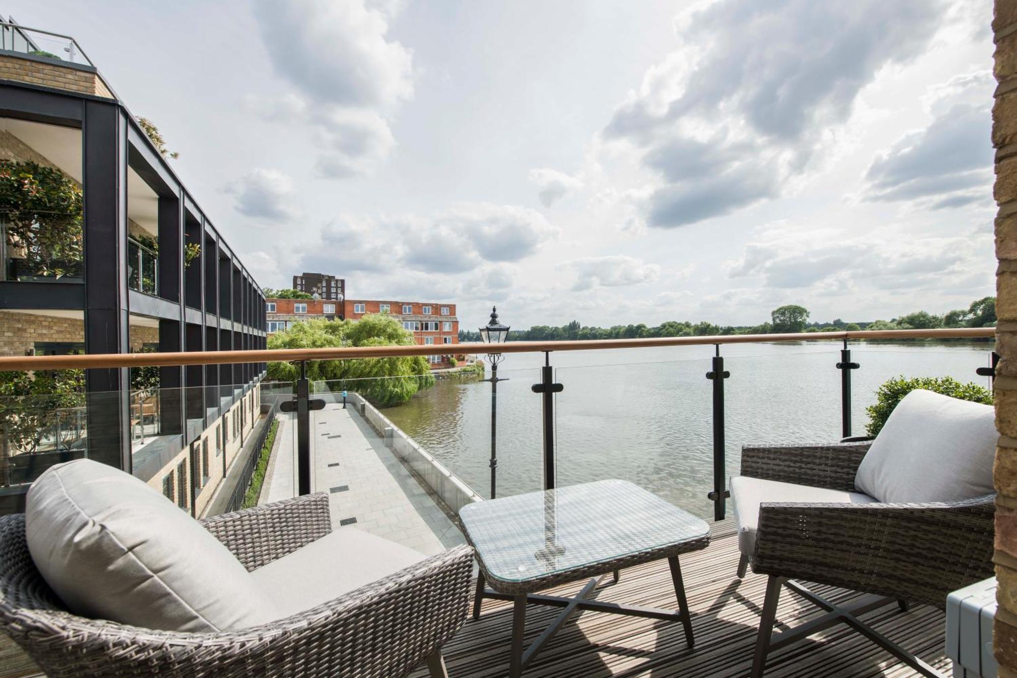 לונדון Palace Wharf Apartments מראה חיצוני תמונה