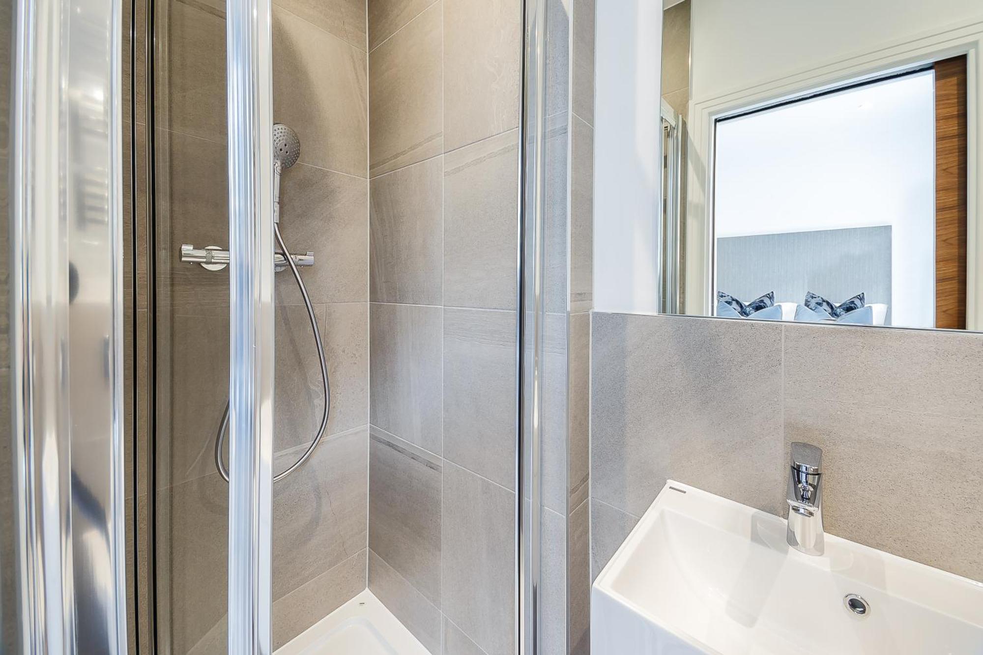 לונדון Palace Wharf Apartments מראה חיצוני תמונה